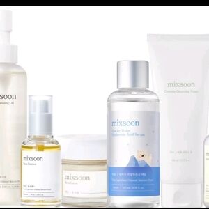 Skincare Cleanser & Exfoliant Set - White and Silver